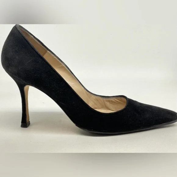 Manolo Blahnik Black Suede Pointed Toe Heels 39.5 EU Classic Pumps Designer - Picture 8 of 8